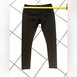 VENUS Women’s size XL Black Leggings